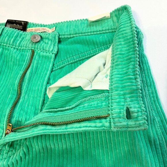 NWT LEVI'S RIBCAGE STRAIGHT ANKLE PANTS IN ELECTRIC GREEN - 27 - Picture 6 of 11